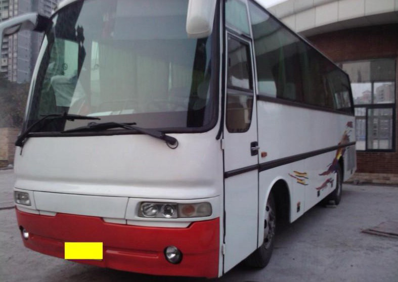 租車?yán)纤緳C(jī)為您總結(jié)的駕車技巧