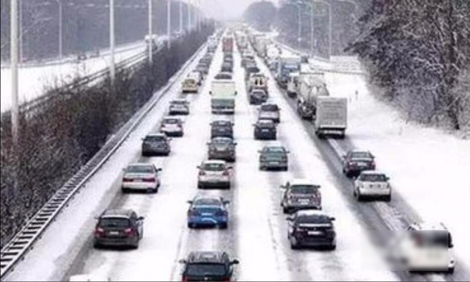冬季到來，雨雪天氣行車注意事項(xiàng)